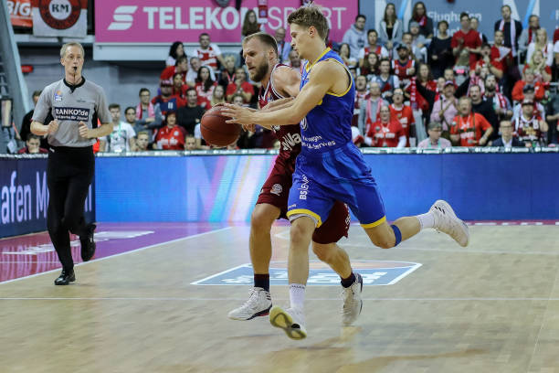 中多次展现 中多次展现