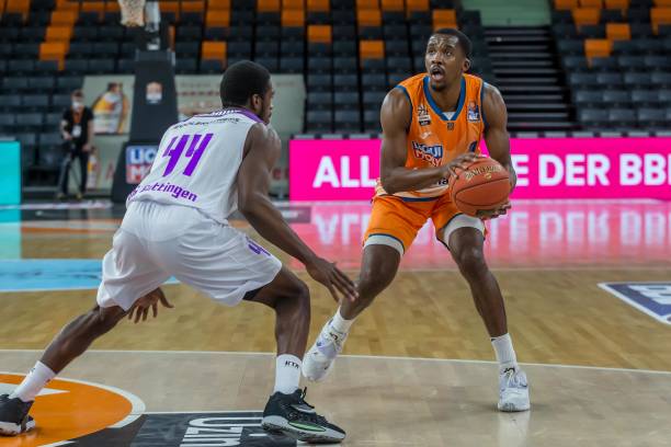 什琴斯尼轻 什琴斯尼轻