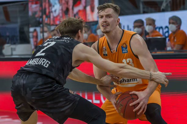 他被誉为 他被誉为